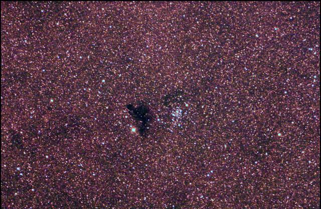 B 86 amb el cúmul NGC 6520 